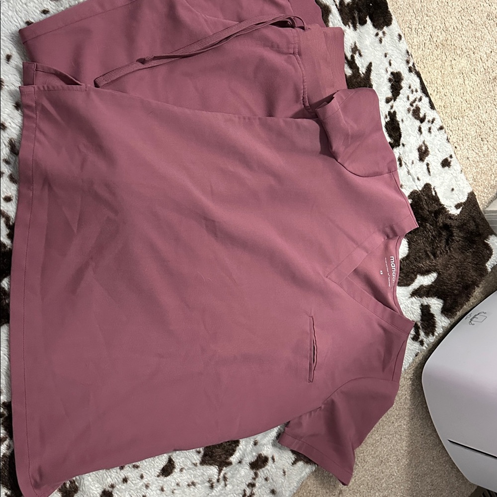 Mandala Women's Mauve Scrub Top